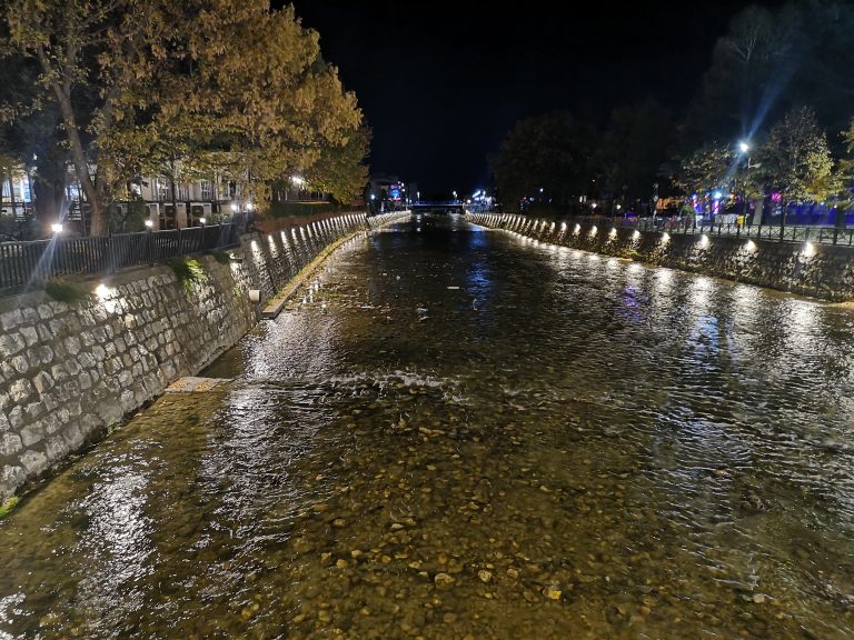 Fluss in Peja
